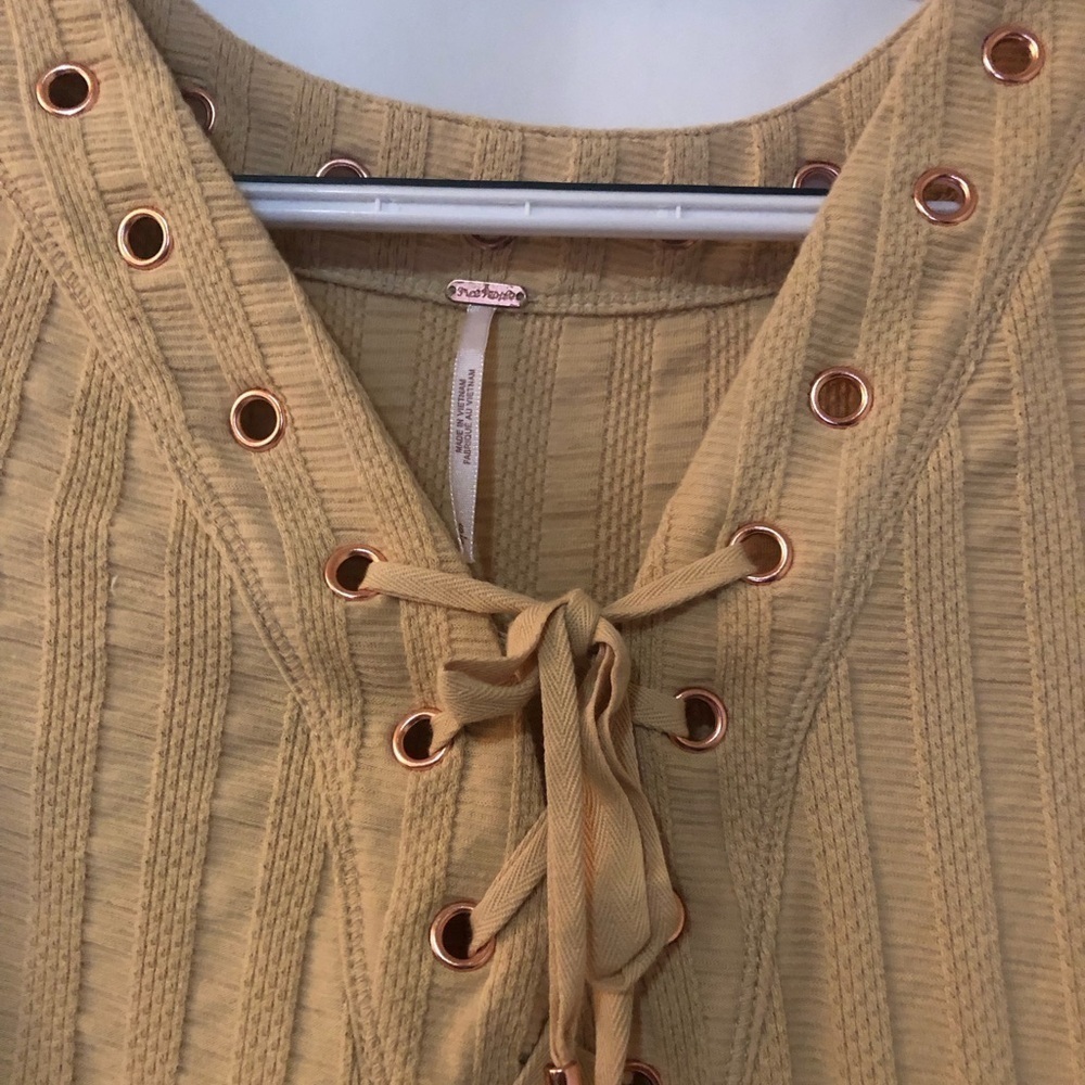 FREE PEOPLE Boho 70s Western Ice Cold Ribbed Lace Up Top Size S - Picture 9 of 9